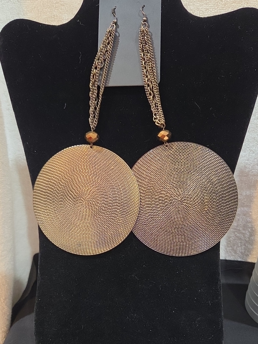 BRASS TONE HAMMERED DISC EARRINGS